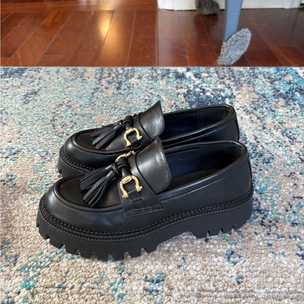 STEVE MADDEN PLATFORM LOAFERS